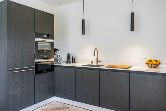 Keuken in Amersfoort: Marit en Mathieu's moderne keuken met maatwerk van bulthaup
